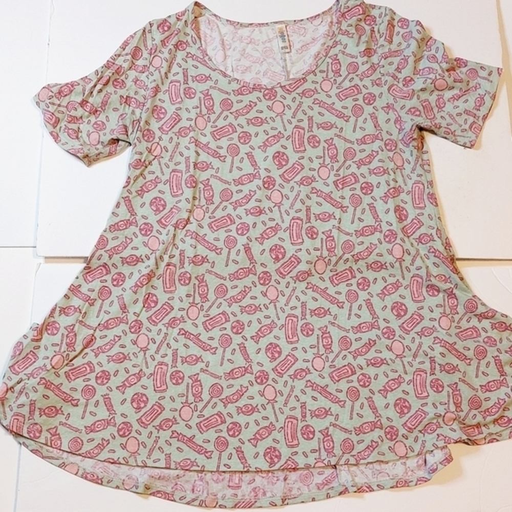 Lularoe perfect tee Candy Theme Mint Pink Size L